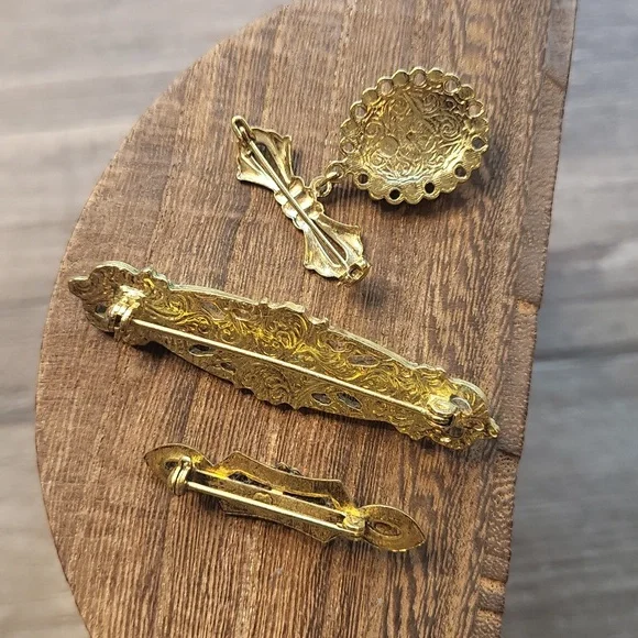 Vintage Vtg Gold Tone & Simulated Pearl Brooch Pins - Picture 5 of 10